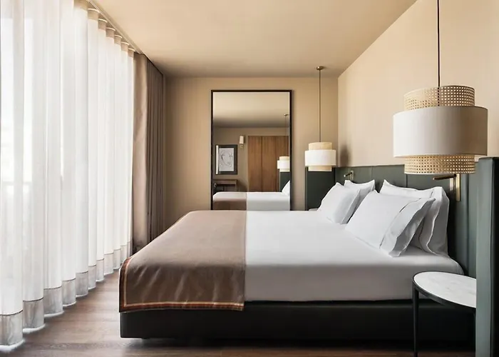 Hotel Exe Essenzia Oporto
